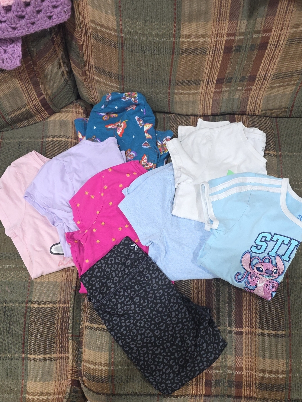 Variety Of Different Brands Shirts & 1 Pair Of Leggings All 7/8